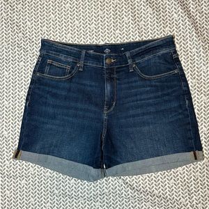 NWOT 5” inseam jean shorts